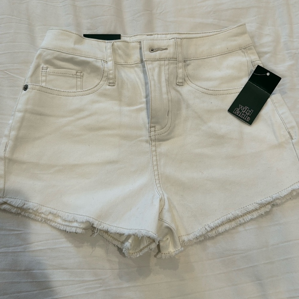 Wild Fable High Rise shorts. White. New with tags. Size00